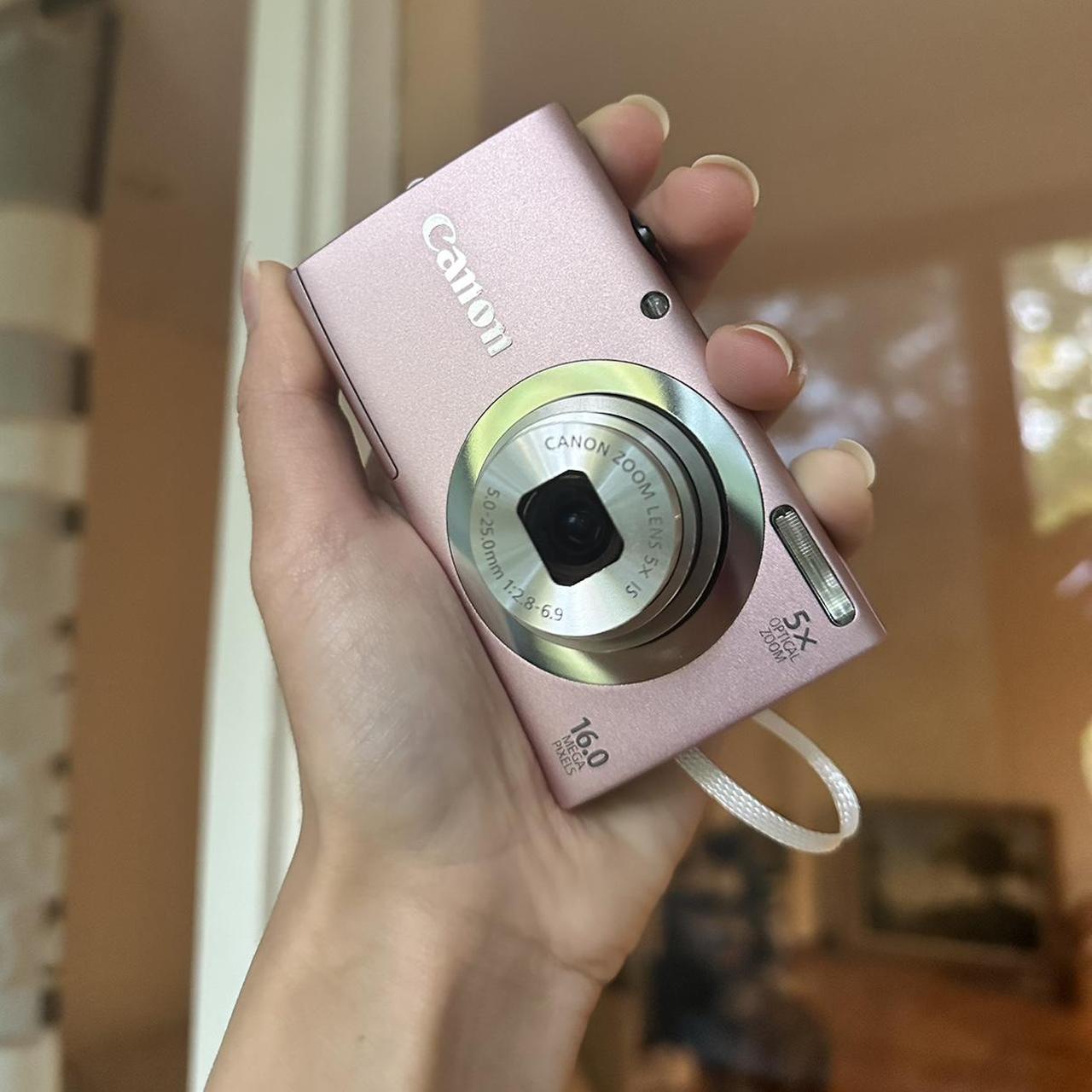 Canon powershot A2400 IS Digital Camera in Pink