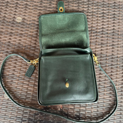 Vintage Coach Bottle Green Station Bag 5130
