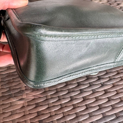 Vintage Coach Bottle Green Station Bag 5130