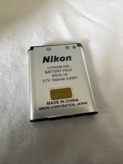 Nikon Coolpix S6800 16 0 Mega Pixels 12X Optical Zoom Compact Digital Camera Dv