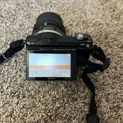 Sony A5000 With 16 50Mm Lens Lu