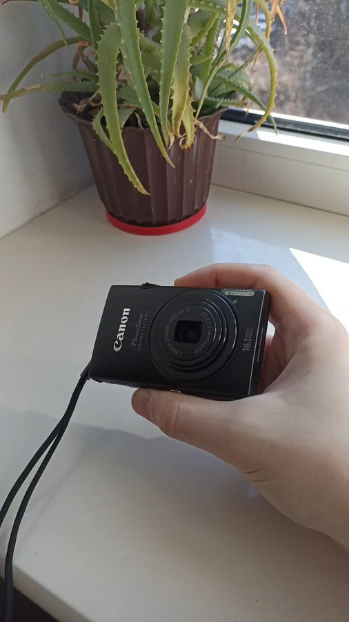 Canon Powershot Elph 110 Hs Black 16.0Mp Digital Camera