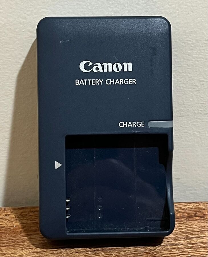 Canon Powershot Elph 100 Hs / Ixus 115 Hs 12.1Mp Digital Camera