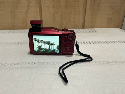 Near Mint Canon Powershot Sx710Hs Wi-Fi Camera 20.3Mp 30X Optical Zoom Red