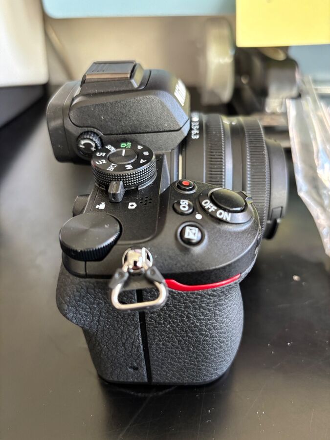 Nikon Z 50 20.9Mp With 16-50Mm Vr Lens Kit Mirrorless Camera - Black